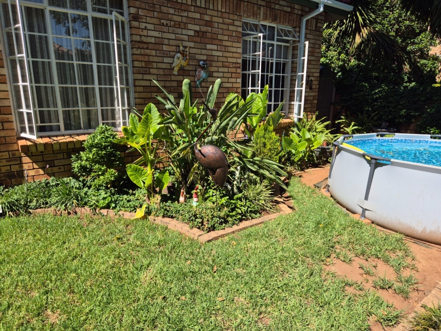 3 Bedroom Property for Sale in Pentagon Park Free State